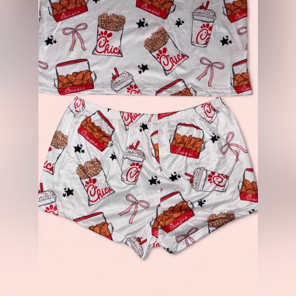 Women’s Two Piece Graphic PJ Set ~ NEW NEVER WORN ~ Size XXL | Polyester - Picture 13 of 14